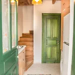 Metis Stone Home